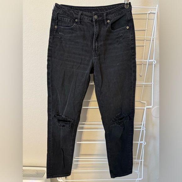 American Eagle Strigid Mom Jean - Picture 1 of 2